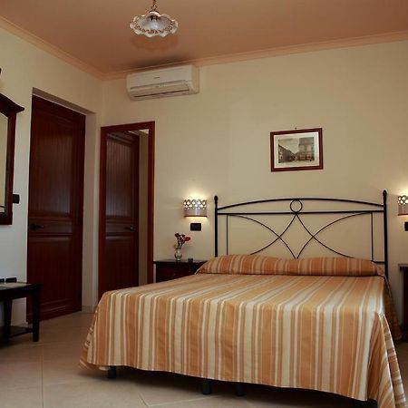 Villa Cristina Giardini Naxos Εξωτερικό φωτογραφία
