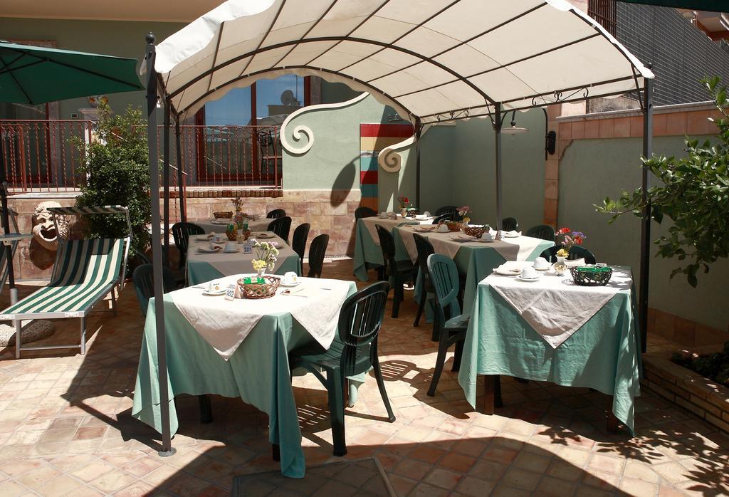 Villa Cristina Giardini Naxos Εξωτερικό φωτογραφία