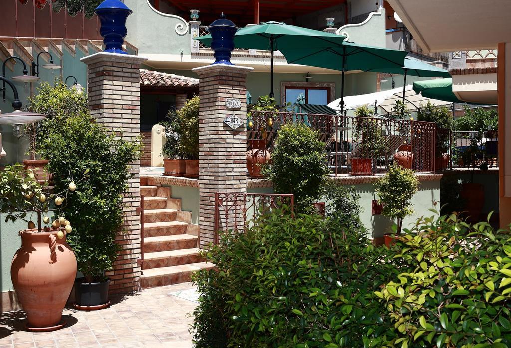 Villa Cristina Giardini Naxos Εξωτερικό φωτογραφία