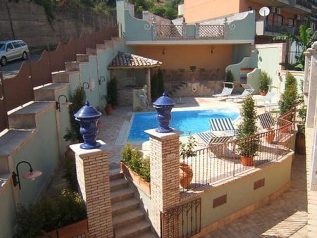 Villa Cristina Giardini Naxos Εξωτερικό φωτογραφία