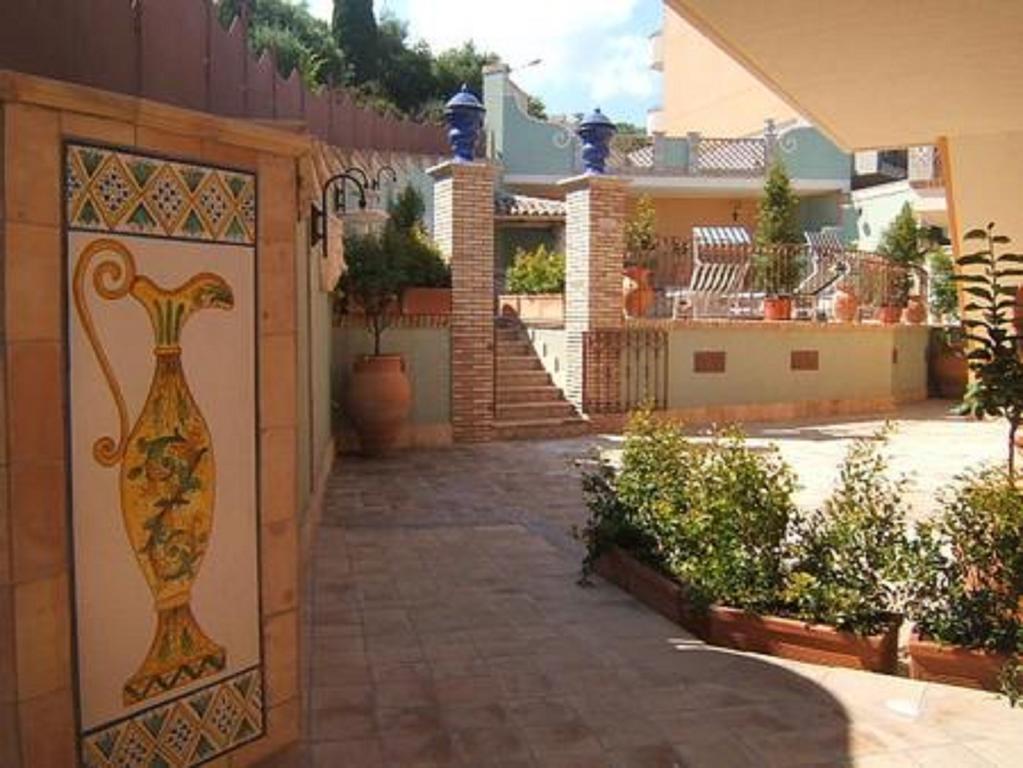 Villa Cristina Giardini Naxos Εξωτερικό φωτογραφία